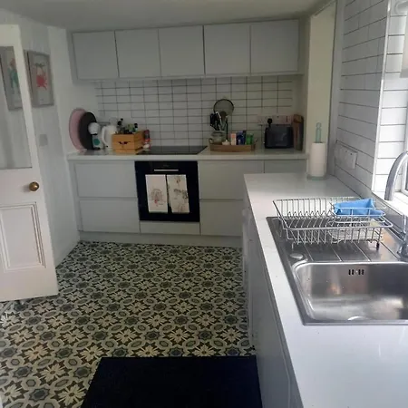 Townhouse * גורי